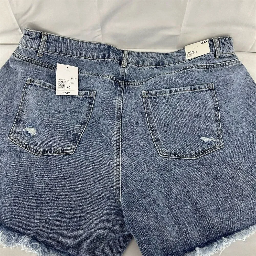 FOREVER 21 Women's High Rise Denim Shorts Distressed Frayed Hem Size 20 NWT - Picture 12 of 12